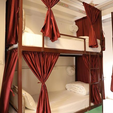 Hostel Funky Bunky Udajpur Zewnętrze zdjęcie