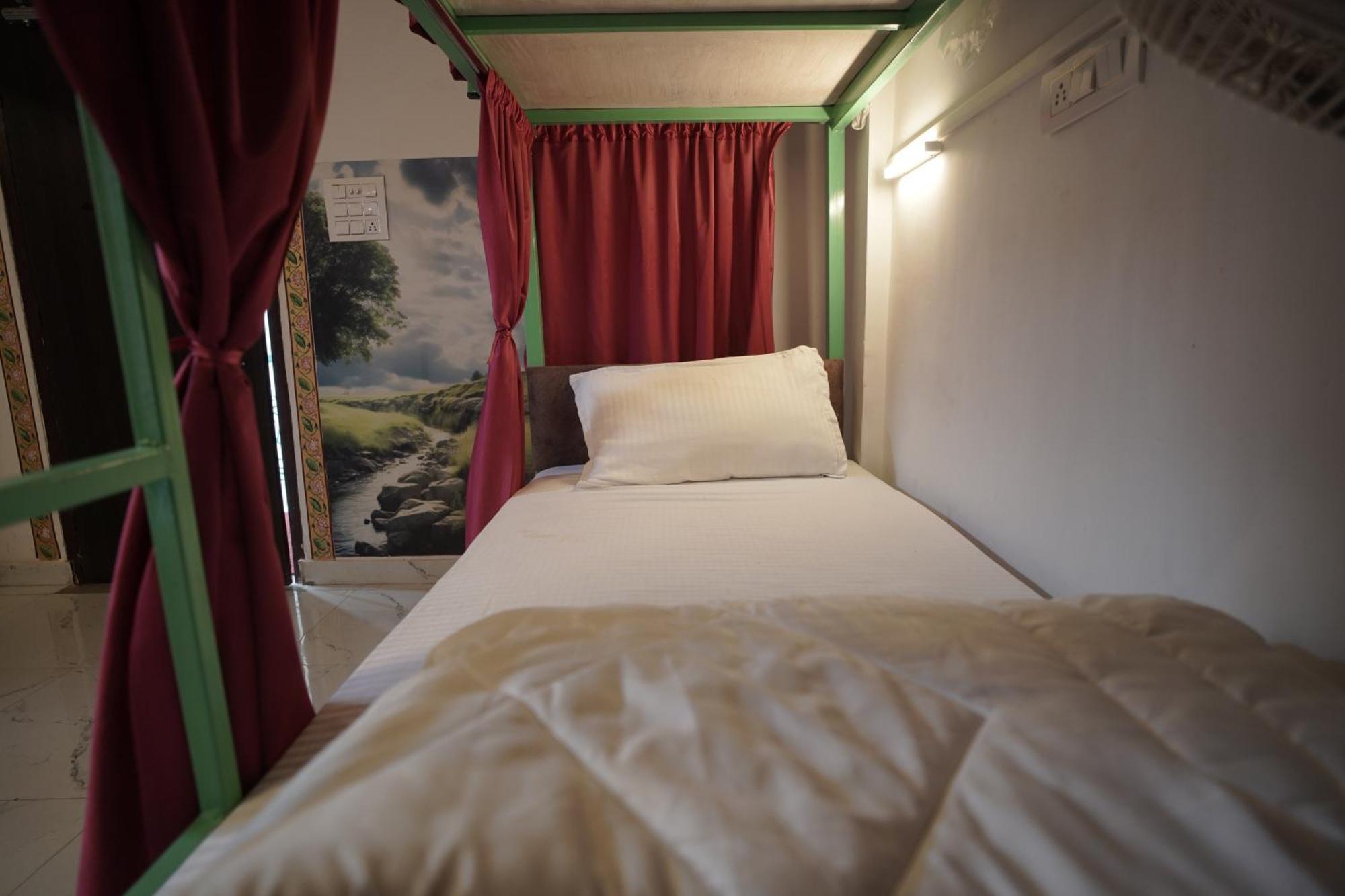 Hostel Funky Bunky Udajpur Zewnętrze zdjęcie
